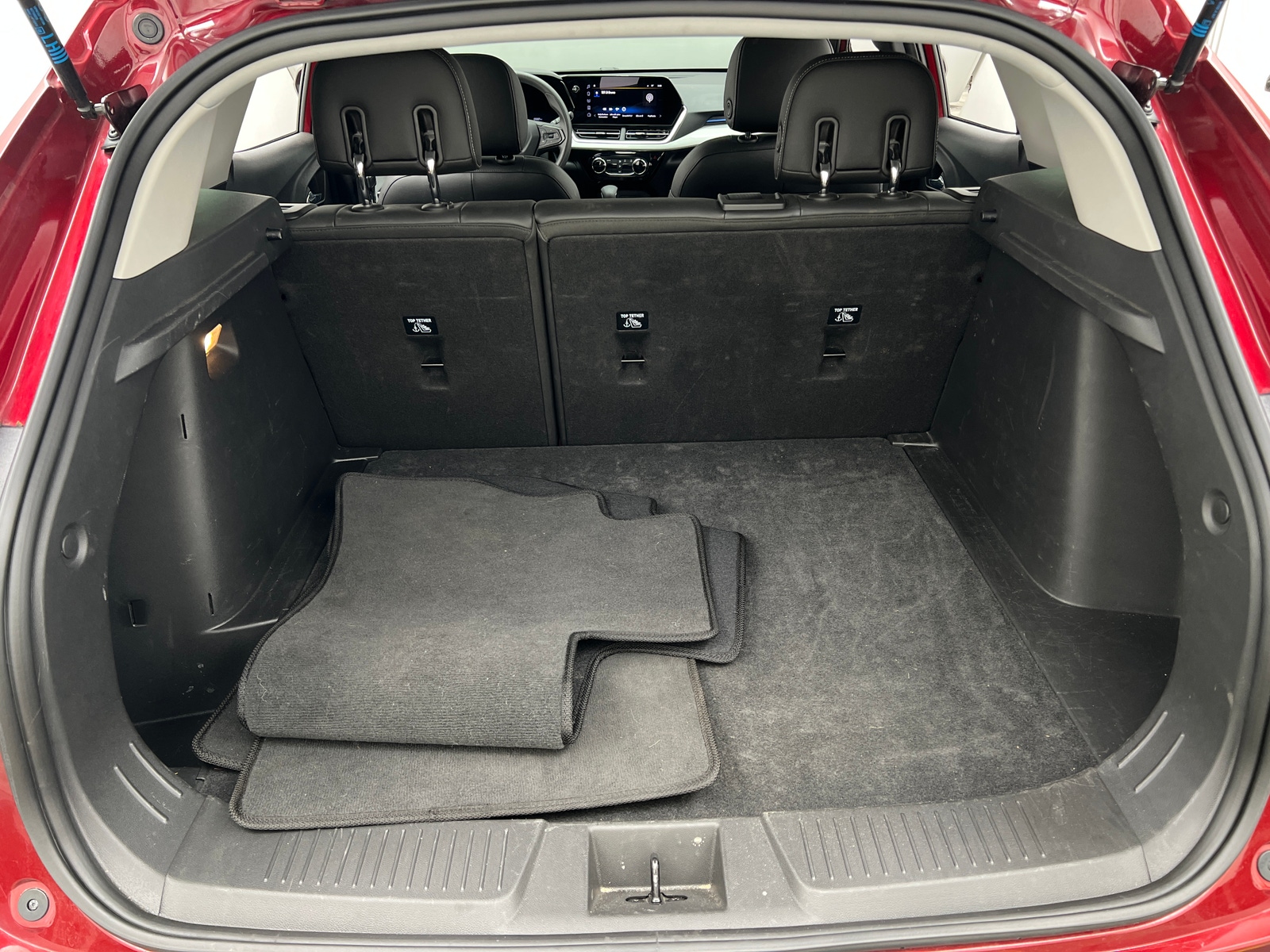 Thumbnail: 2025 Chevrolet Trax - 7