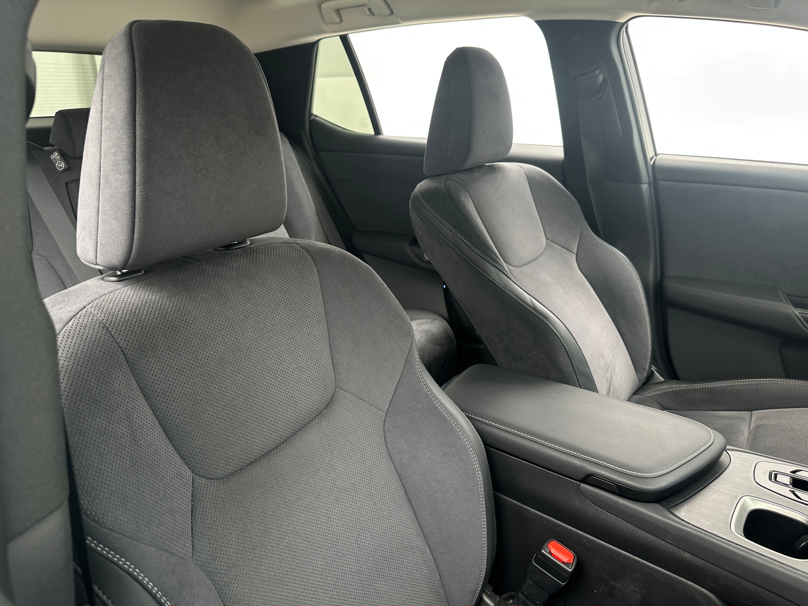 Thumbnail: 2023 Lexus RZ - 2