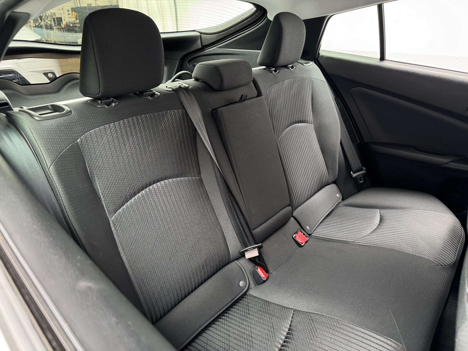 Thumbnail: 2020 Toyota Prius Prime - 6