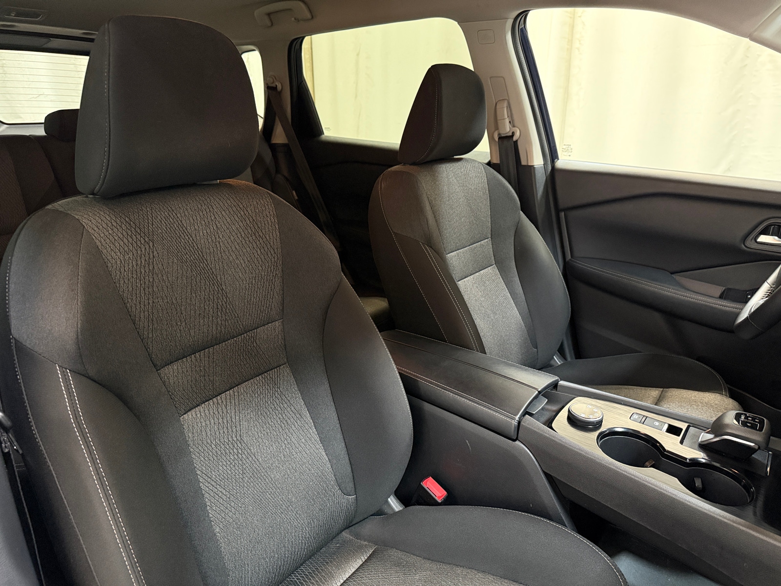 Thumbnail: 2025 Nissan Rogue - 2