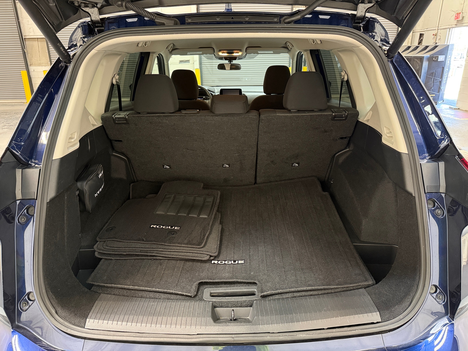 Thumbnail: 2025 Nissan Rogue - 7