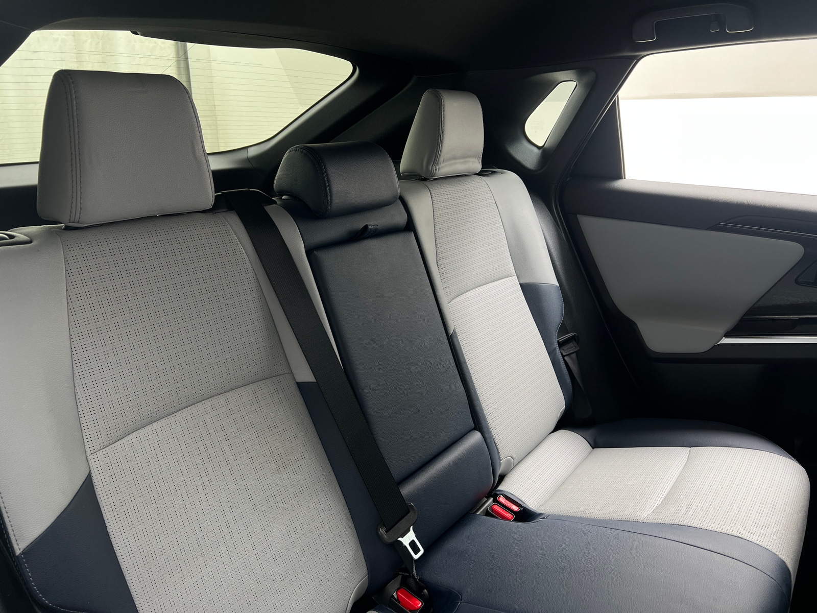 Thumbnail: 2023 Subaru Solterra - 6