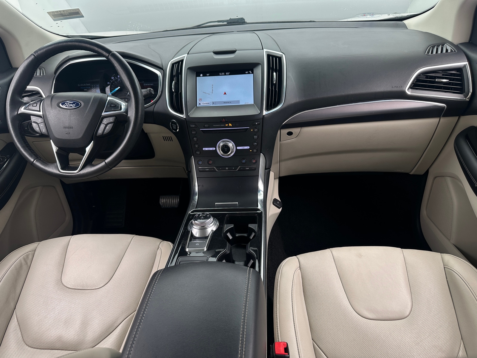 Thumbnail: 2019 Ford Edge - 2