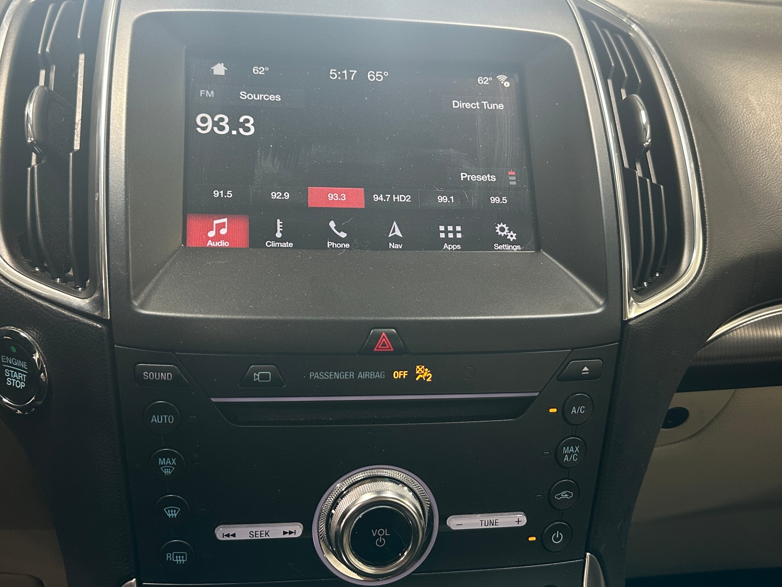 Thumbnail: 2019 Ford Edge - 3