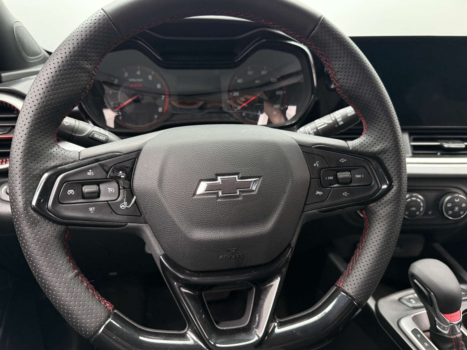 Thumbnail: 2025 Chevrolet Trax - 5