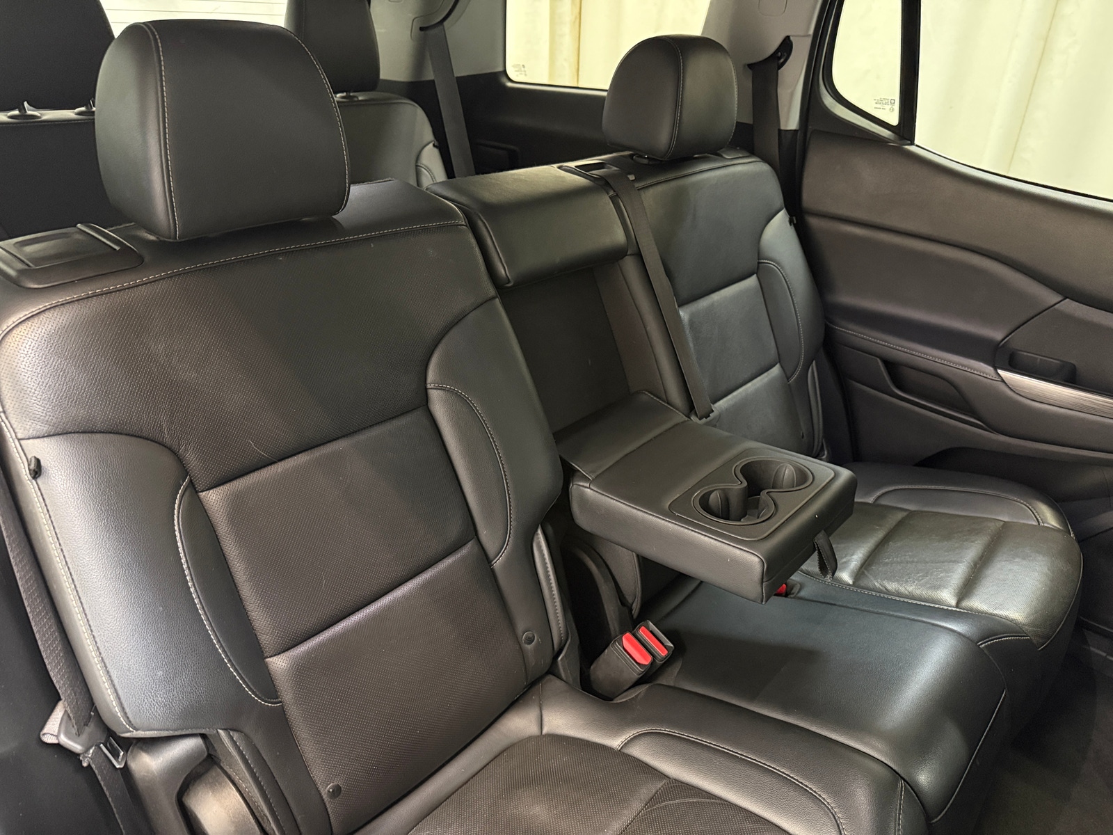 Thumbnail: 2023 GMC Acadia - 5