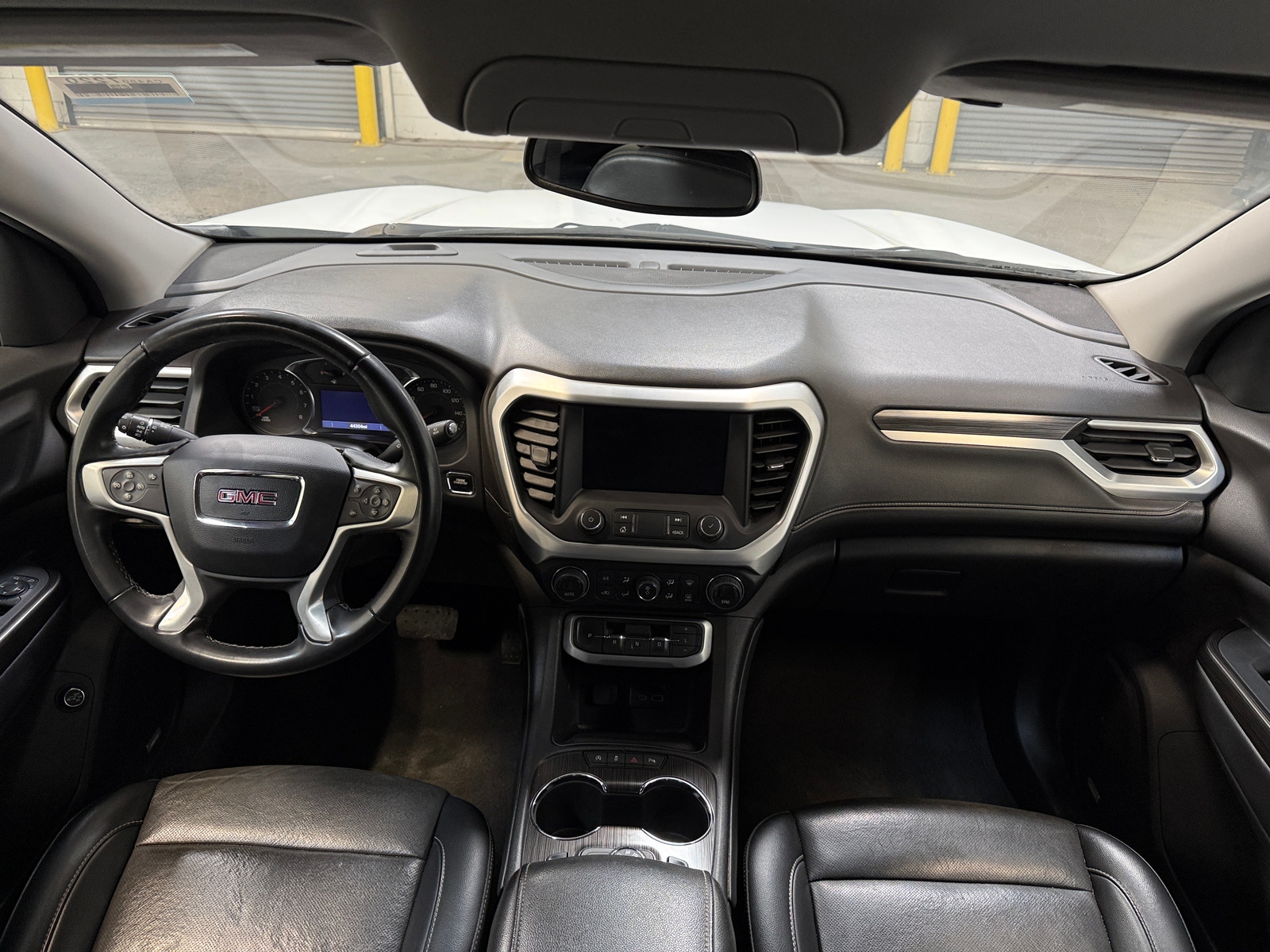 Thumbnail: 2023 GMC Acadia - 2