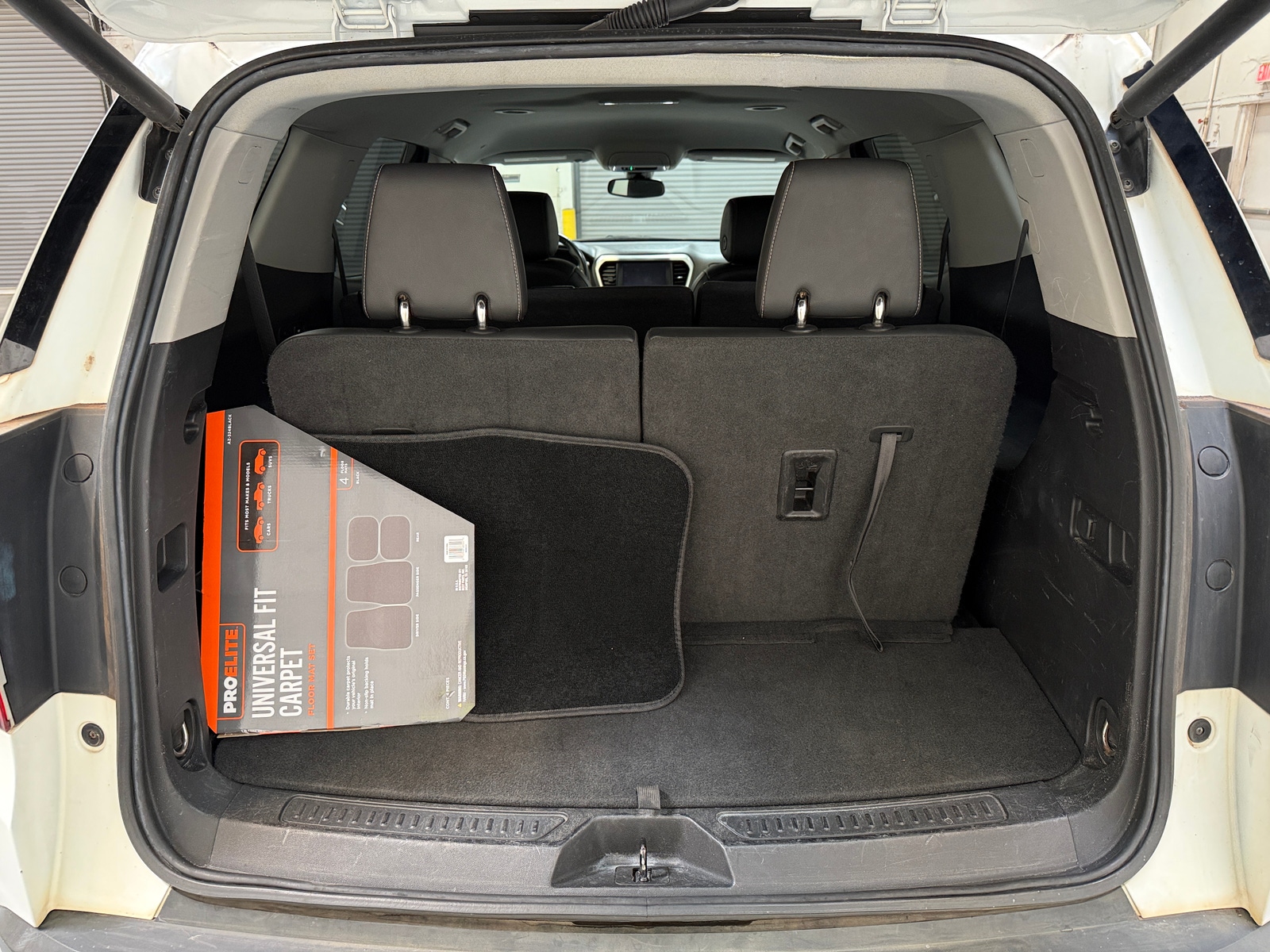 Thumbnail: 2023 GMC Acadia - 6