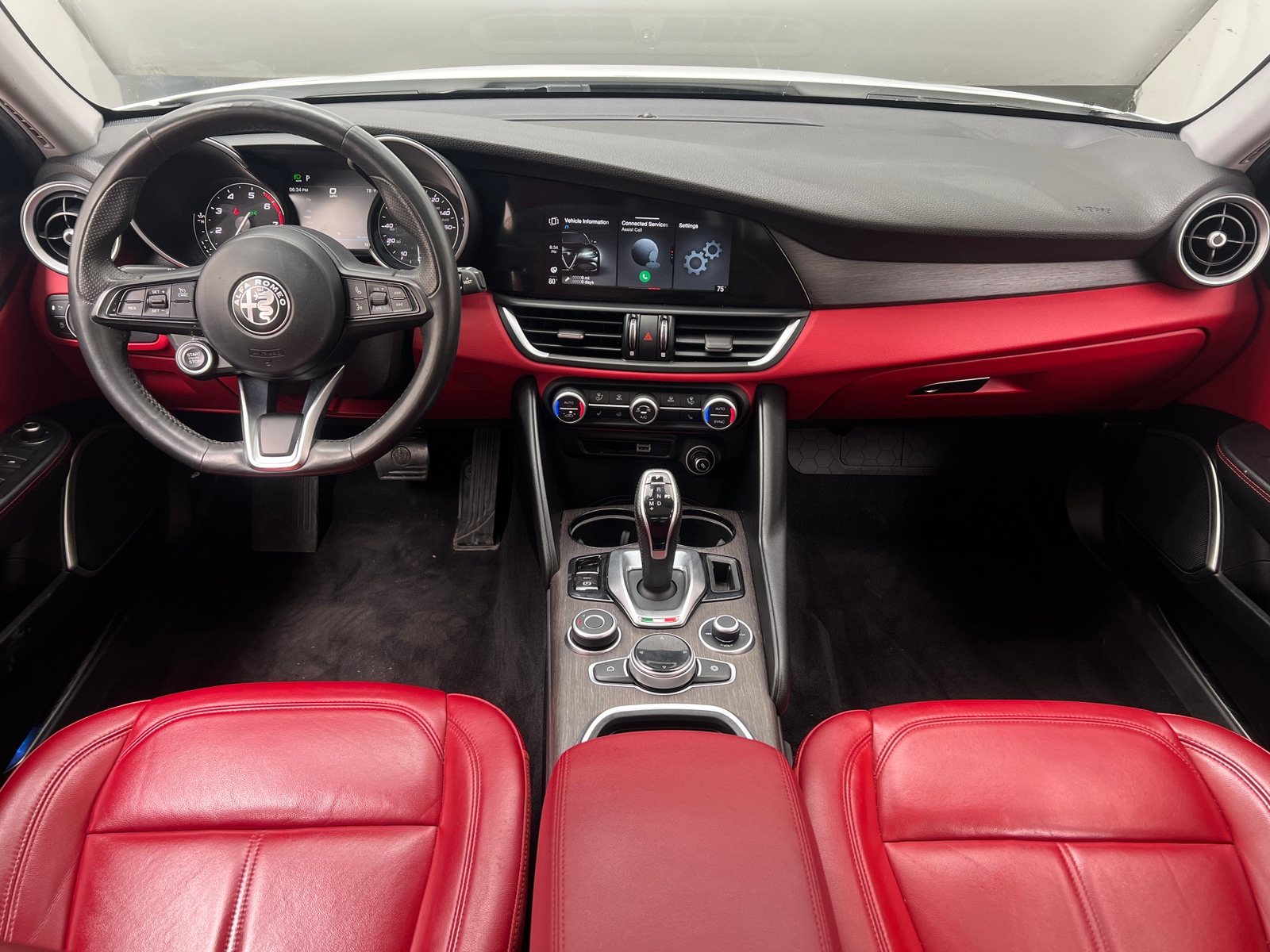 Thumbnail: 2020 Alfa Romeo Giulia - 2