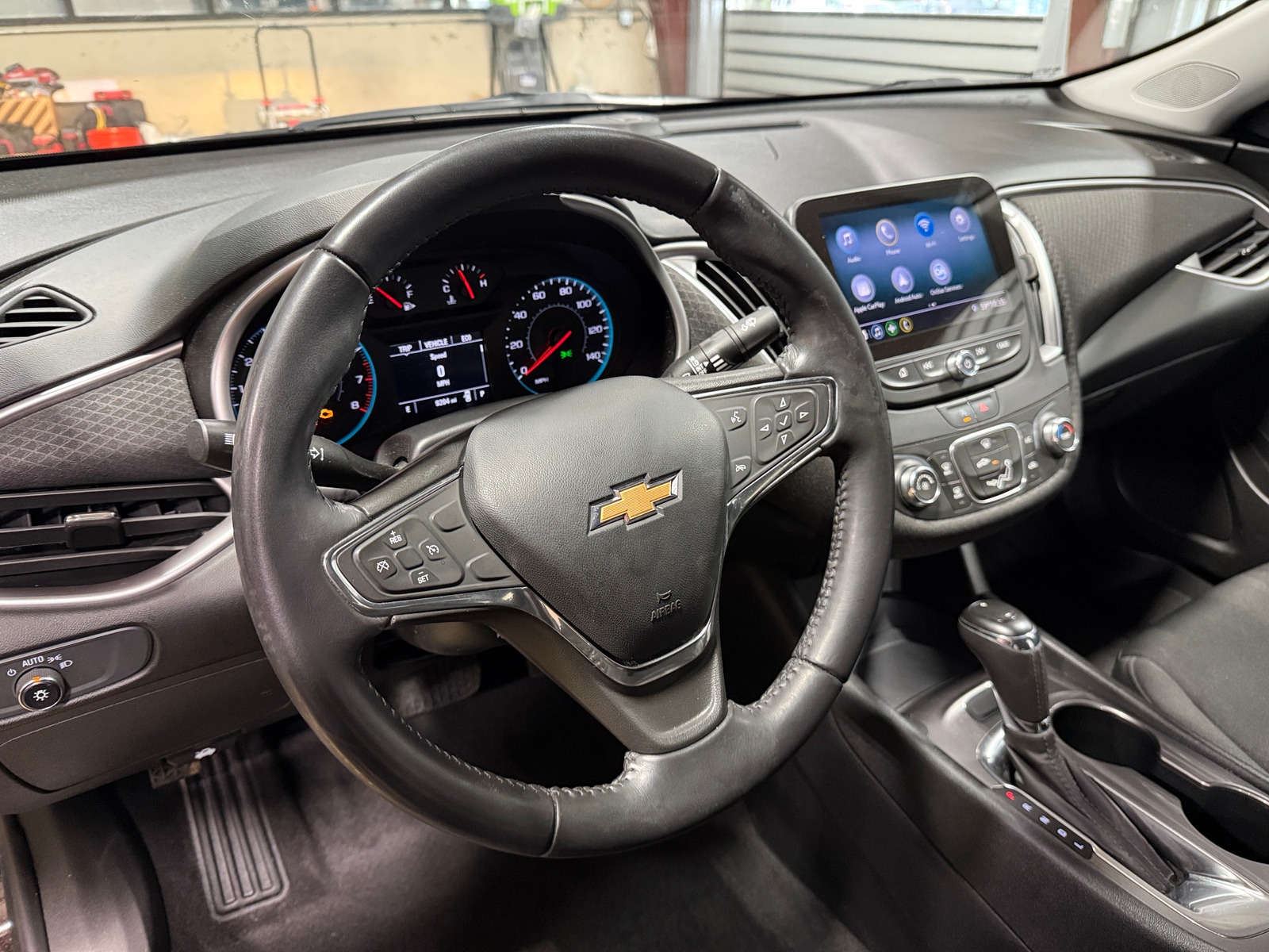 Thumbnail: 2020 Chevrolet Malibu - 5