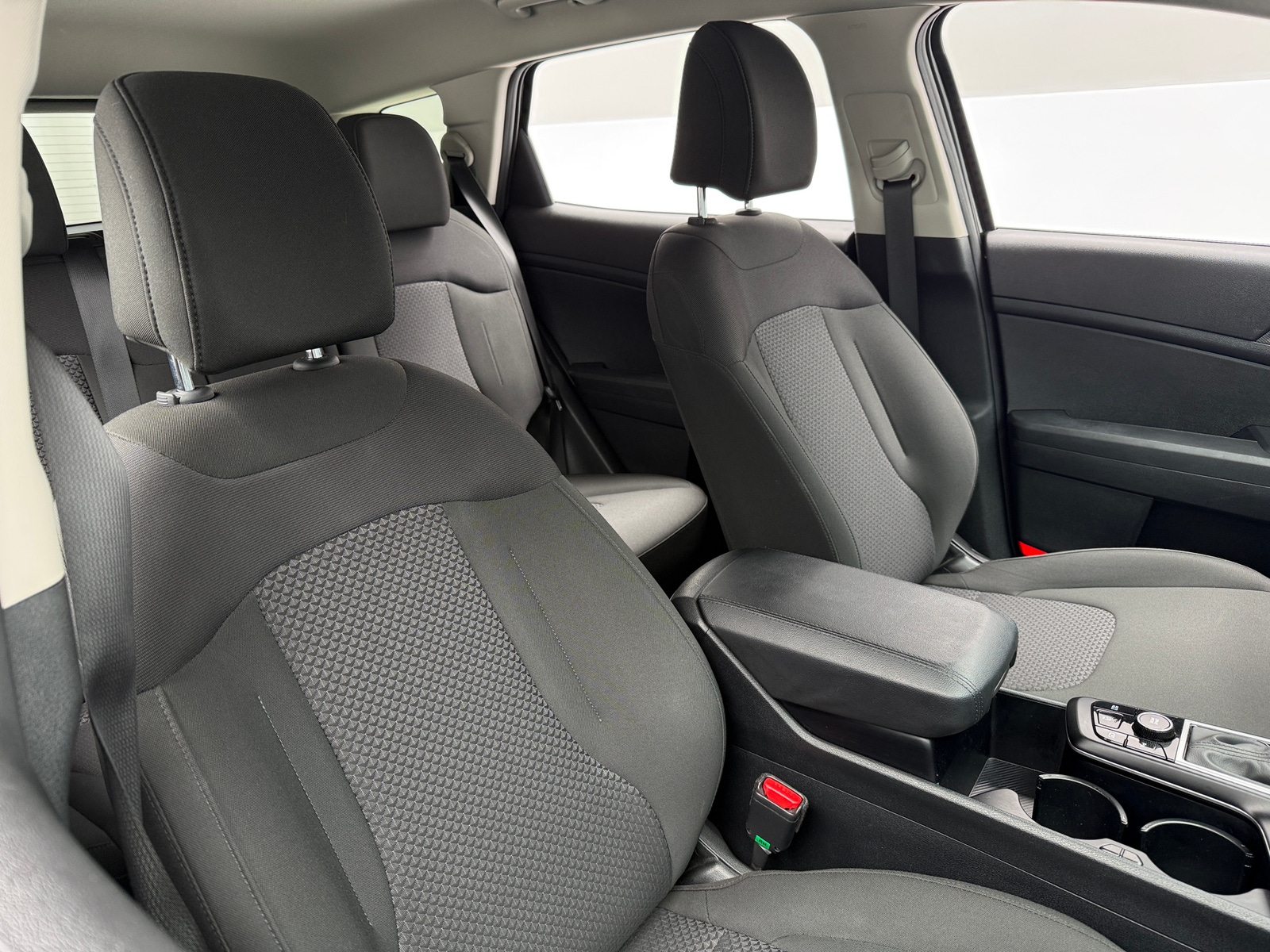 Thumbnail: 2025 Kia Sportage - 2