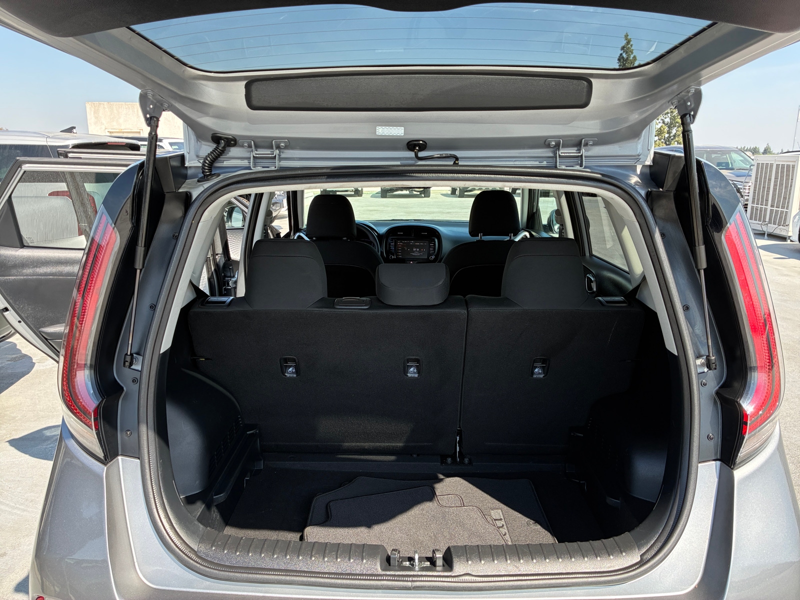 Thumbnail: 2025 Kia Soul - 6