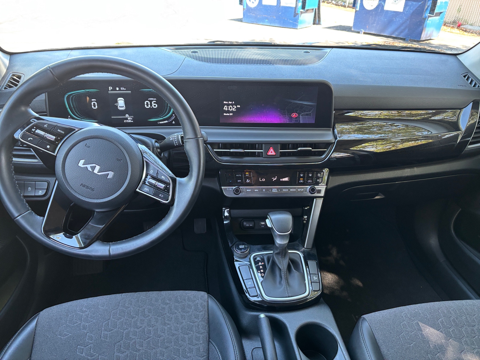 Thumbnail: 2025 Kia Seltos - 3