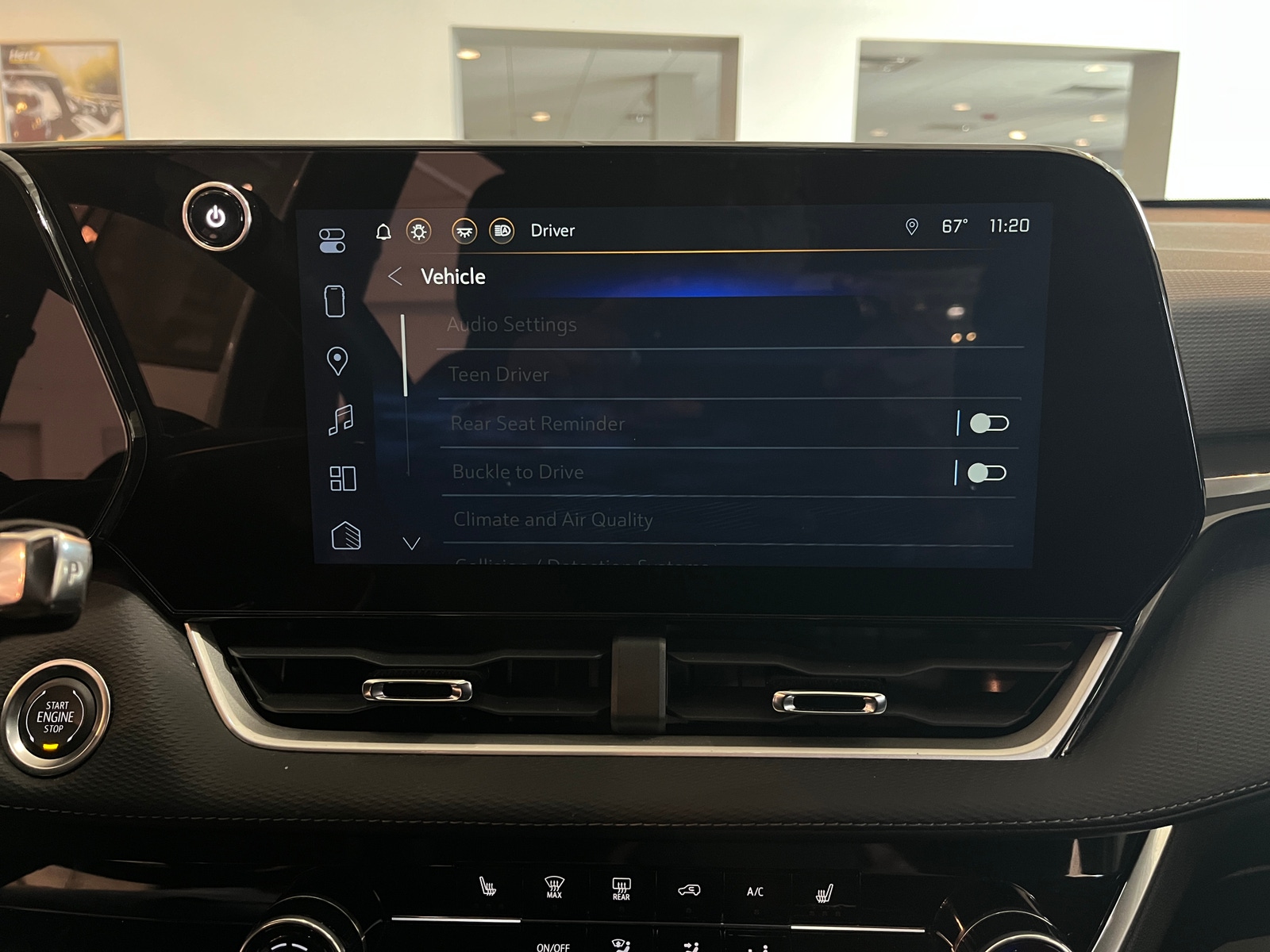 Thumbnail: 2025 Chevrolet Equinox - 4