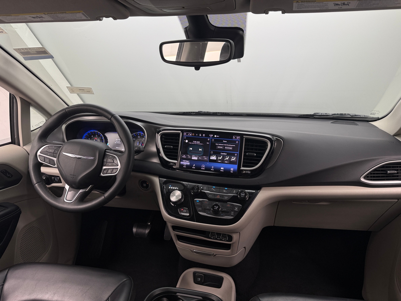 Thumbnail: 2023 Chrysler Pacifica - 2