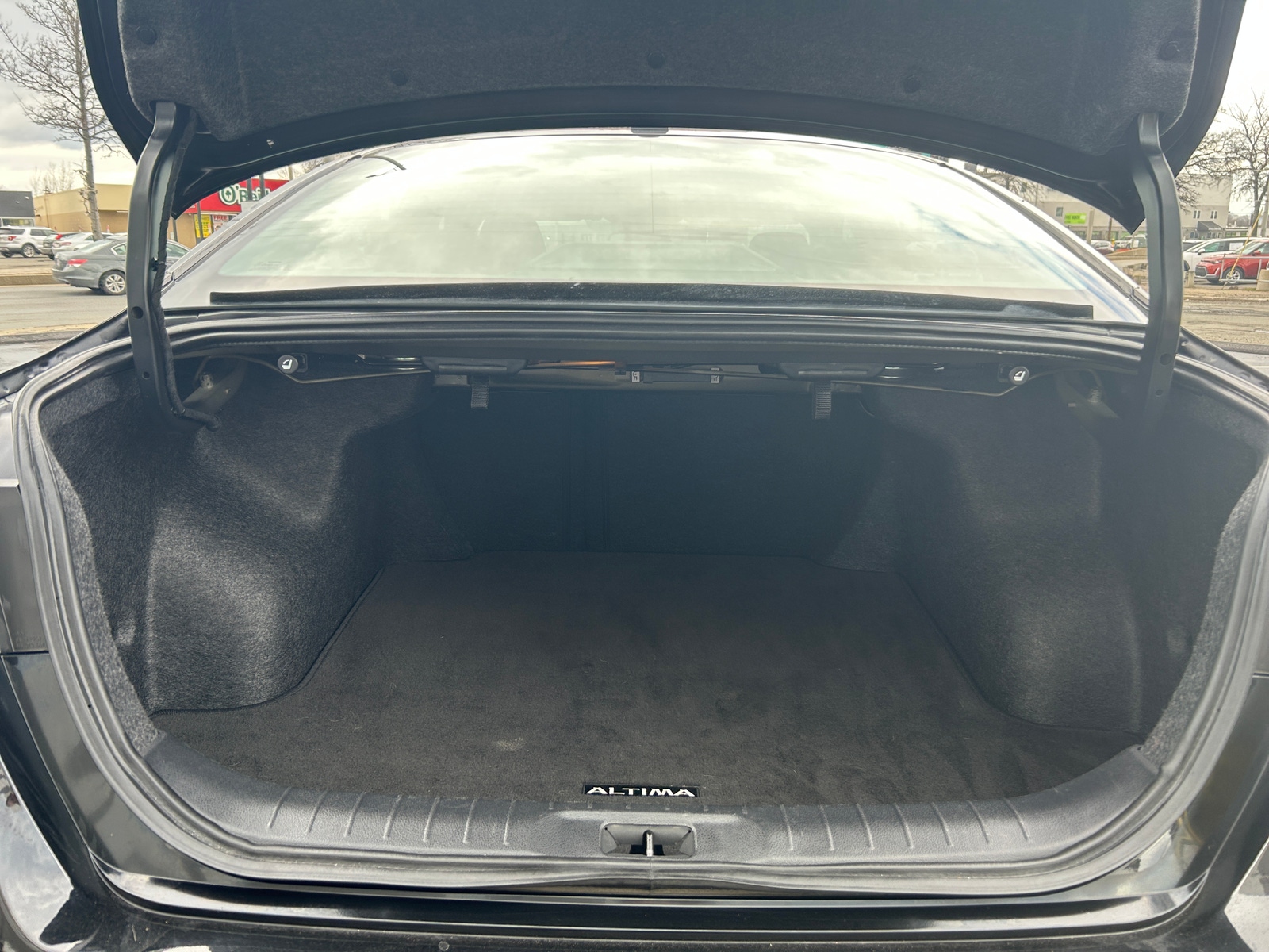 Thumbnail: 2025 Nissan Altima - 6