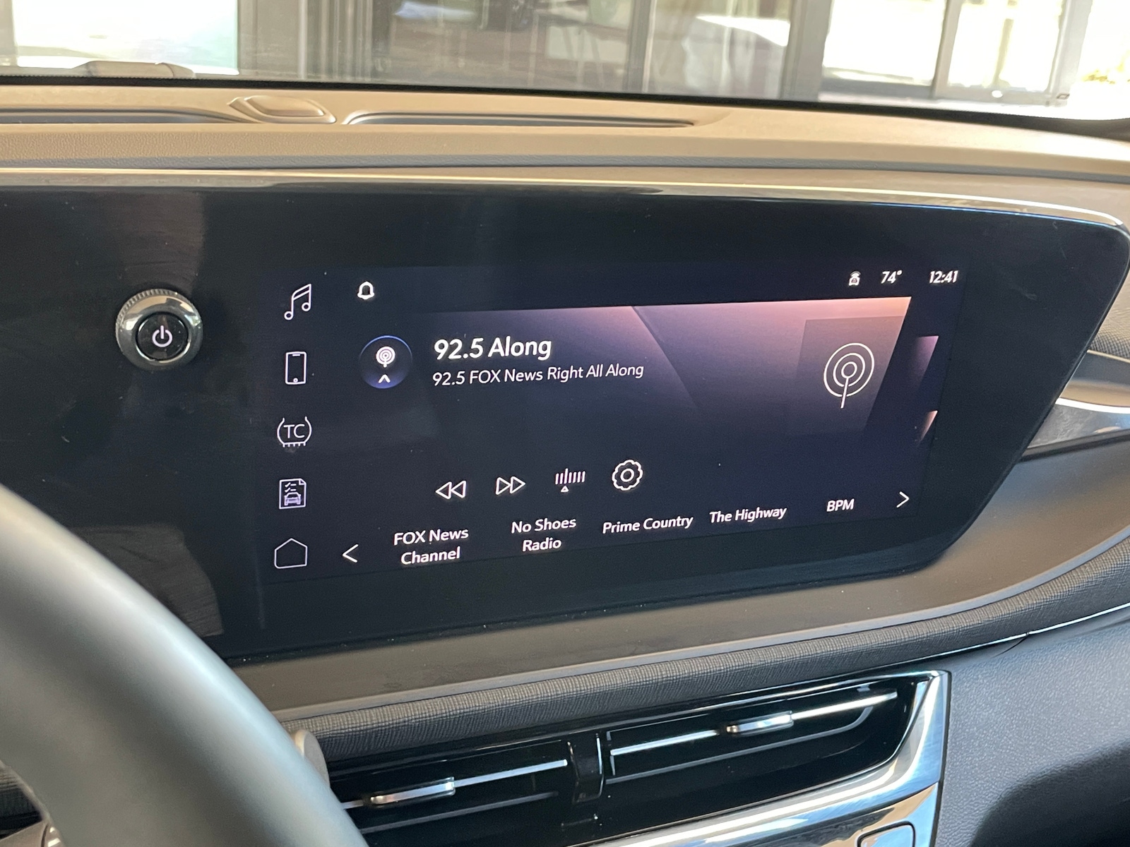 Thumbnail: 2025 Buick Envista - 3