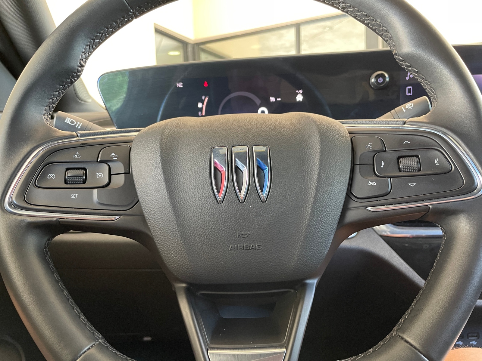 Thumbnail: 2025 Buick Envista - 4