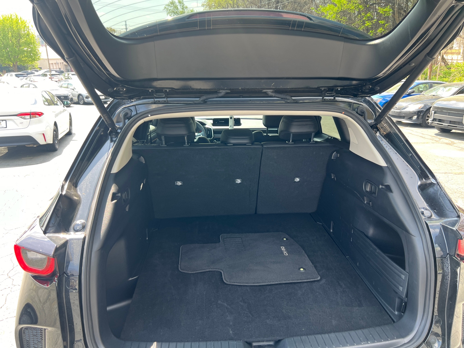 Thumbnail: 2025 Mazda CX-50 - 4