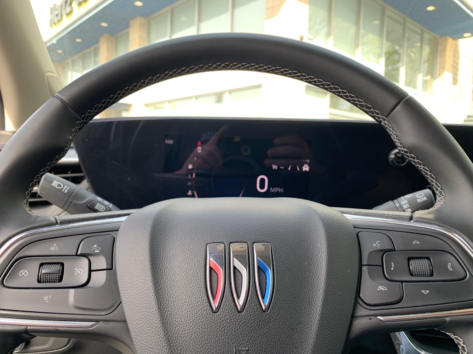 Thumbnail: 2025 Buick Encore GX - 4