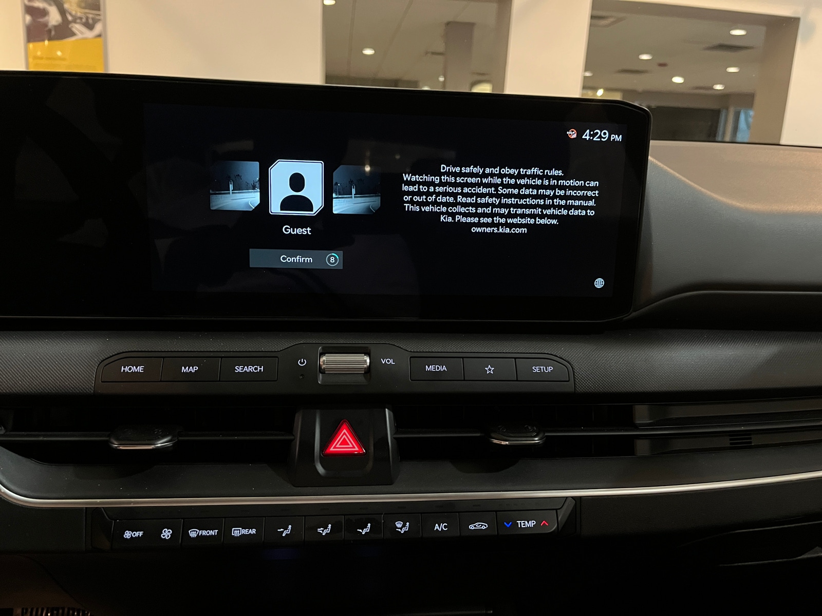 Thumbnail: 2025 Kia K4 - 4