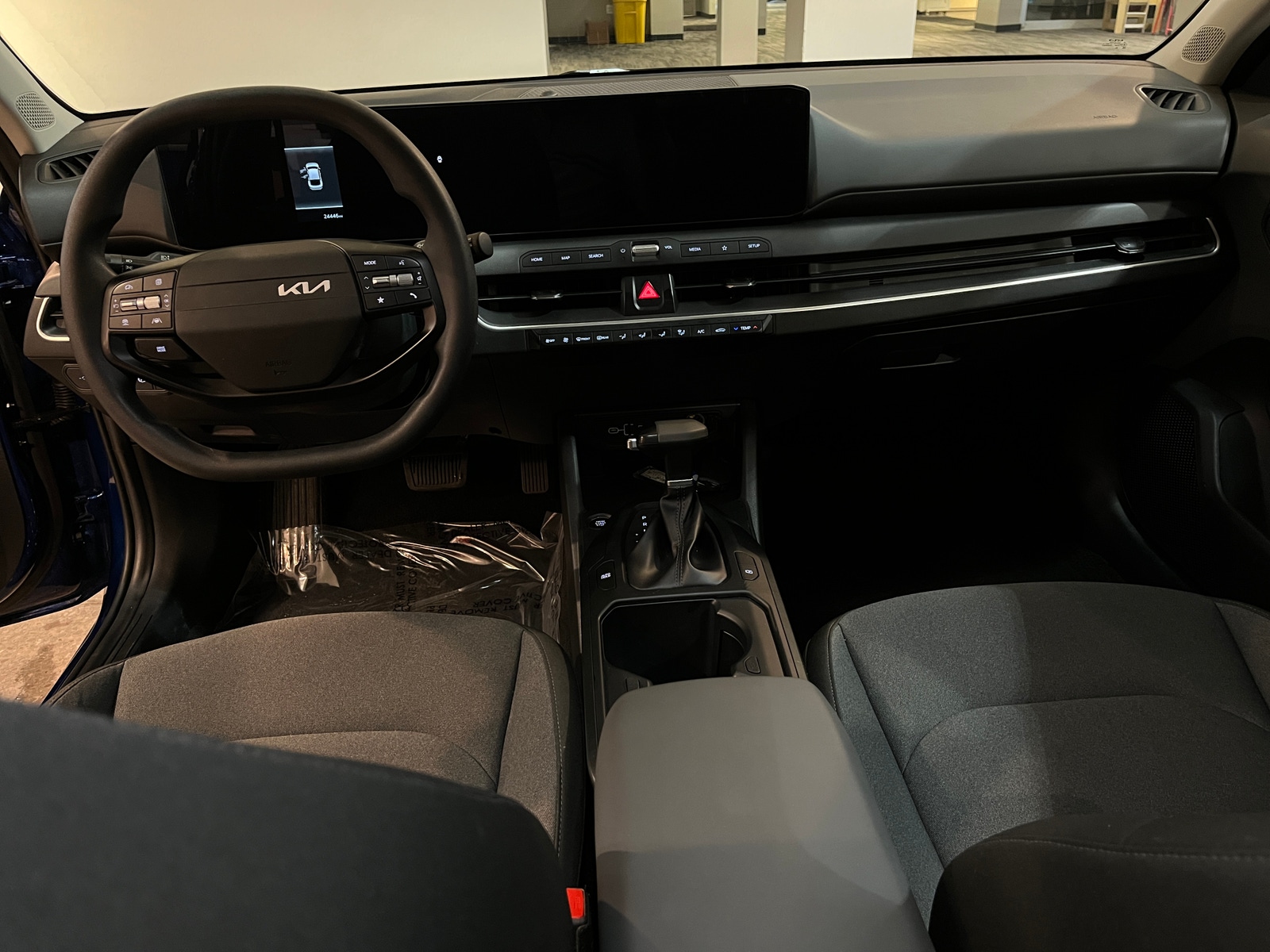 Thumbnail: 2025 Kia K4 - 3