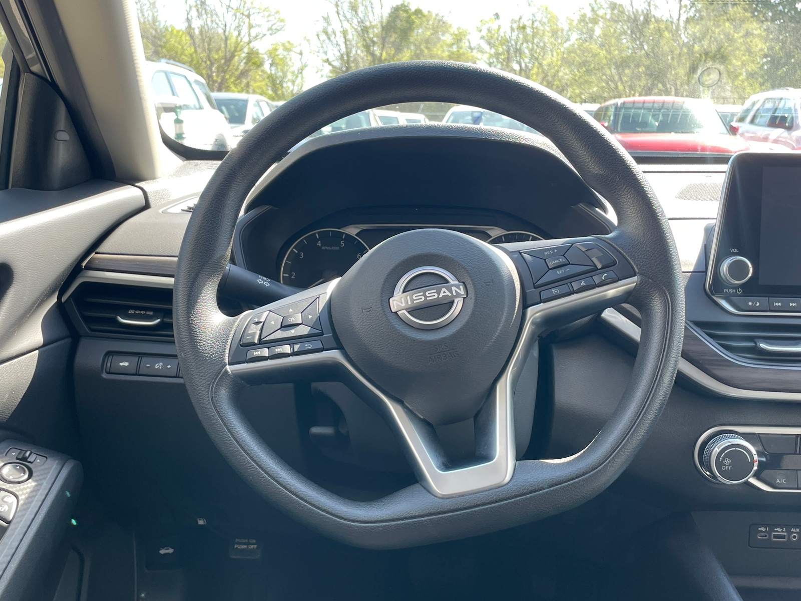 Thumbnail: 2025 Nissan Altima - 5