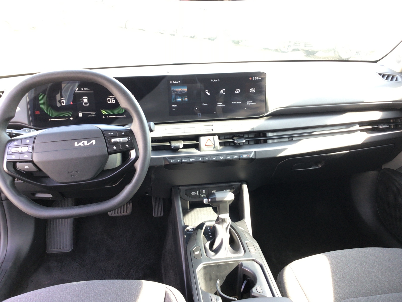 Thumbnail: 2025 Kia K4 - 3