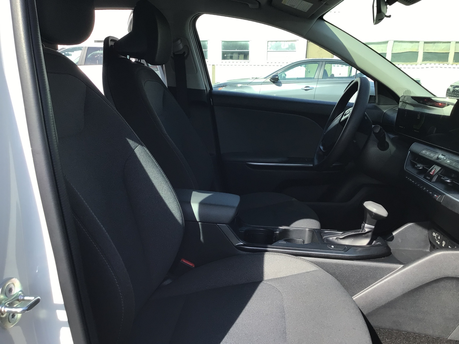 Thumbnail: 2025 Kia K4 - 2