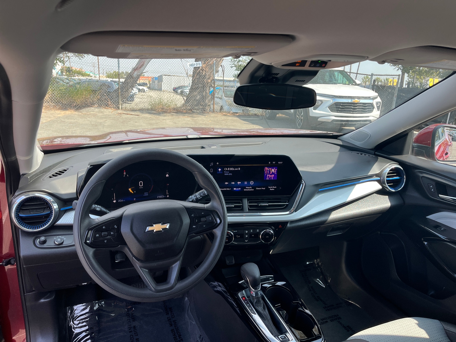 Thumbnail: 2025 Chevrolet Trax - 3