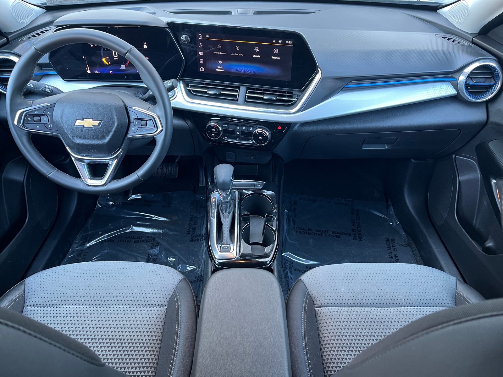 Thumbnail: 2025 Chevrolet Trax - 3