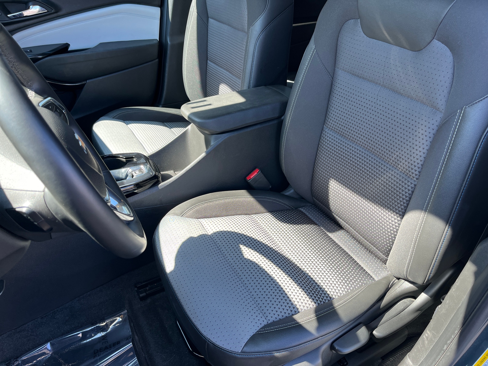 Thumbnail: 2025 Chevrolet Trax - 2