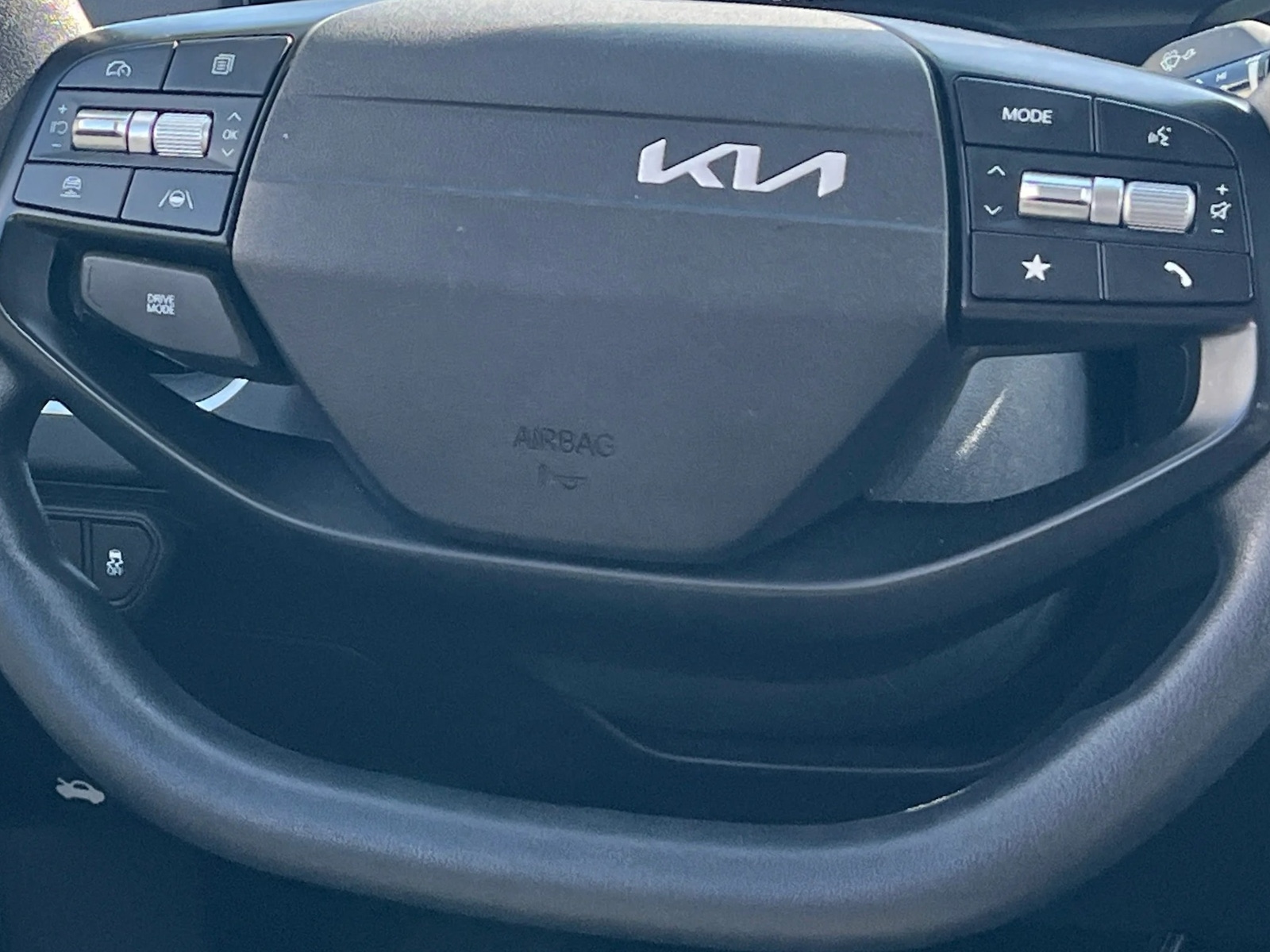 Thumbnail: 2025 Kia K4 - 5