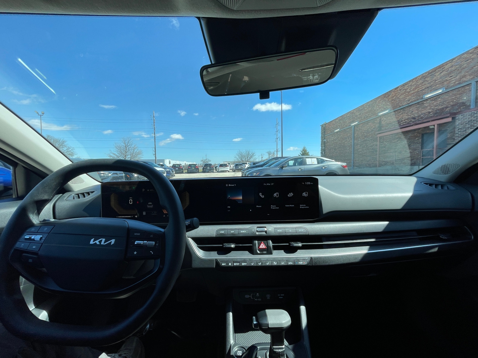 Thumbnail: 2025 Kia K4 - 3