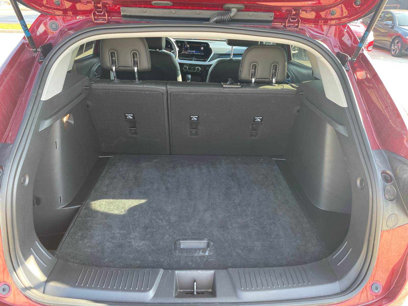 Thumbnail: 2025 Chevrolet Trax - 6