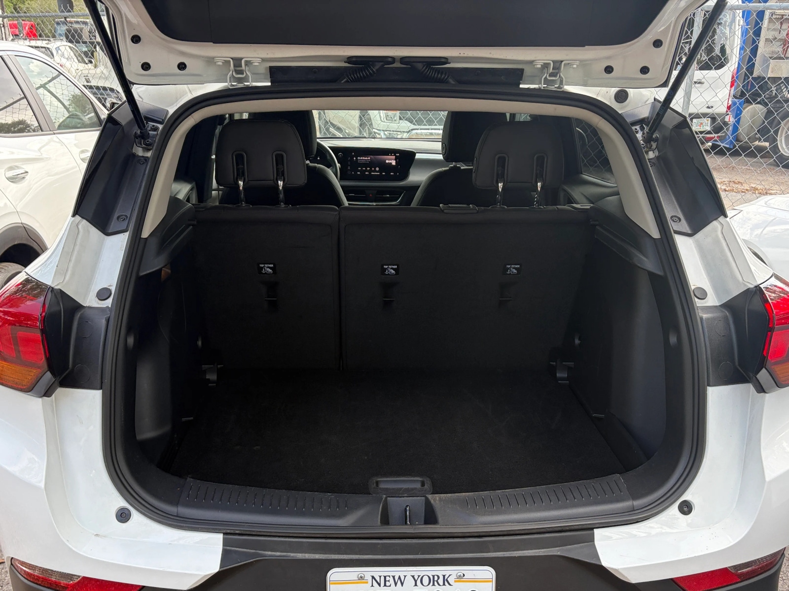 Thumbnail: 2025 Buick Encore GX - 6