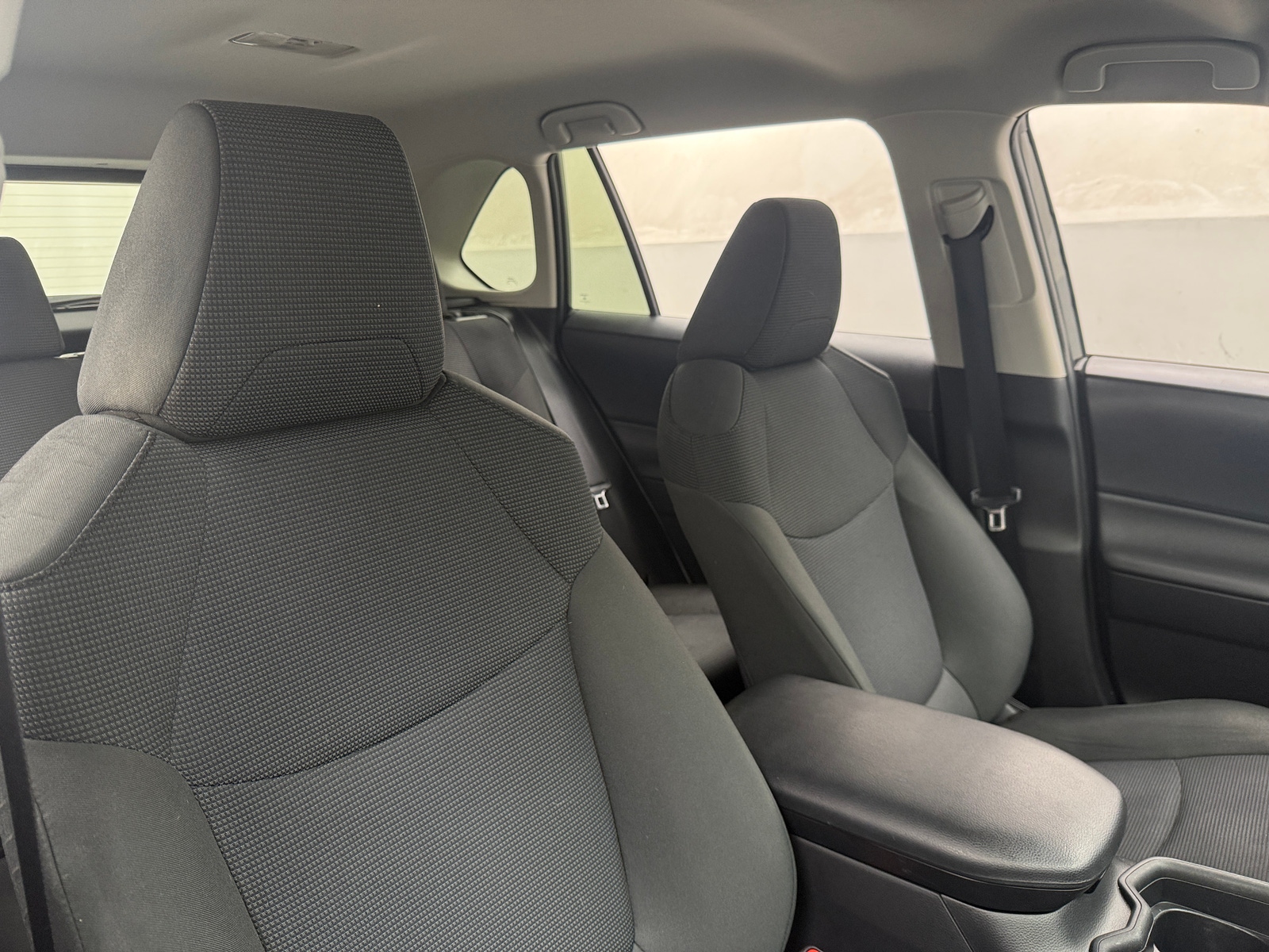 Thumbnail: 2020 Toyota RAV4 - 2