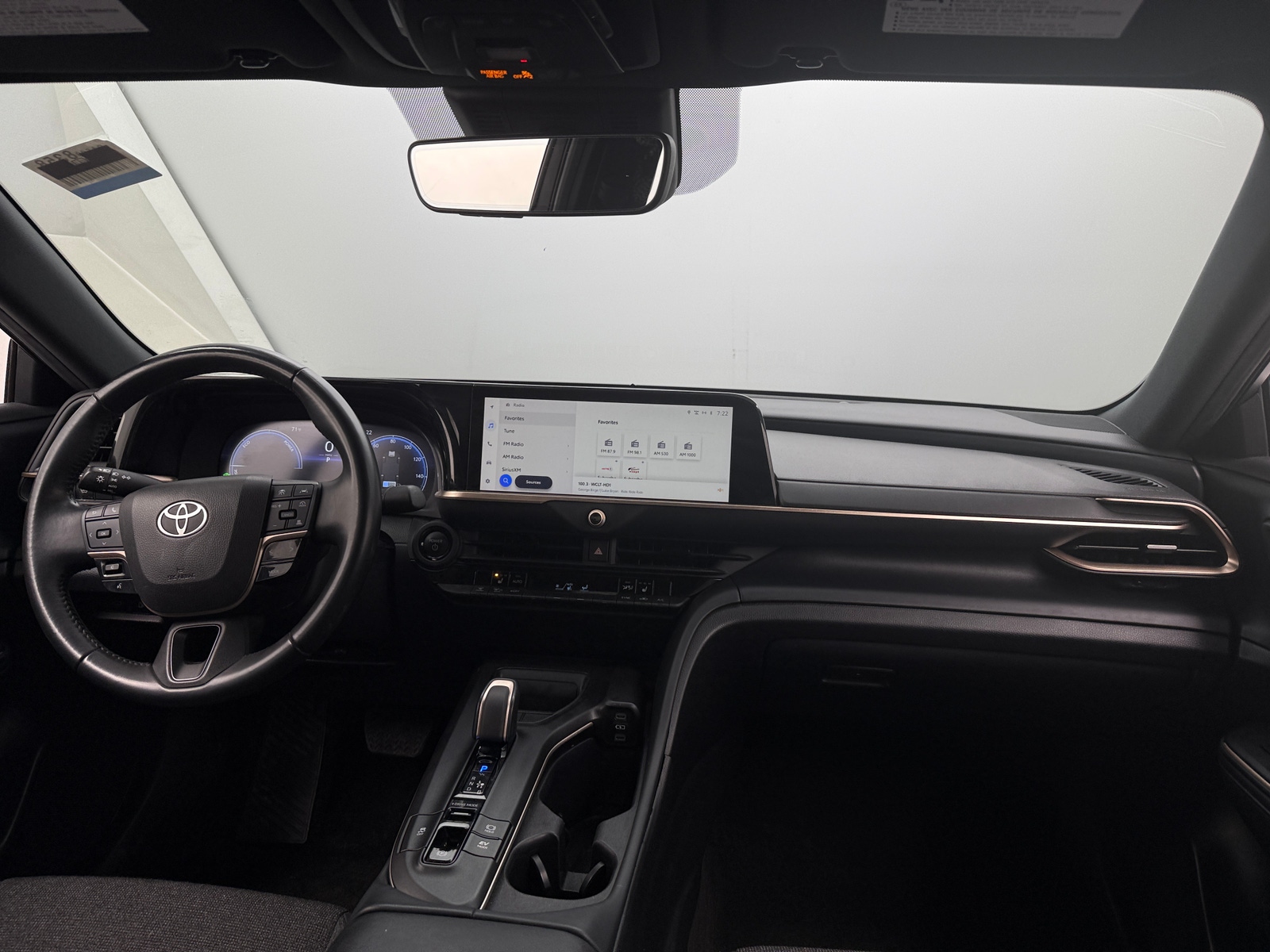 Thumbnail: 2023 Toyota Crown - 3