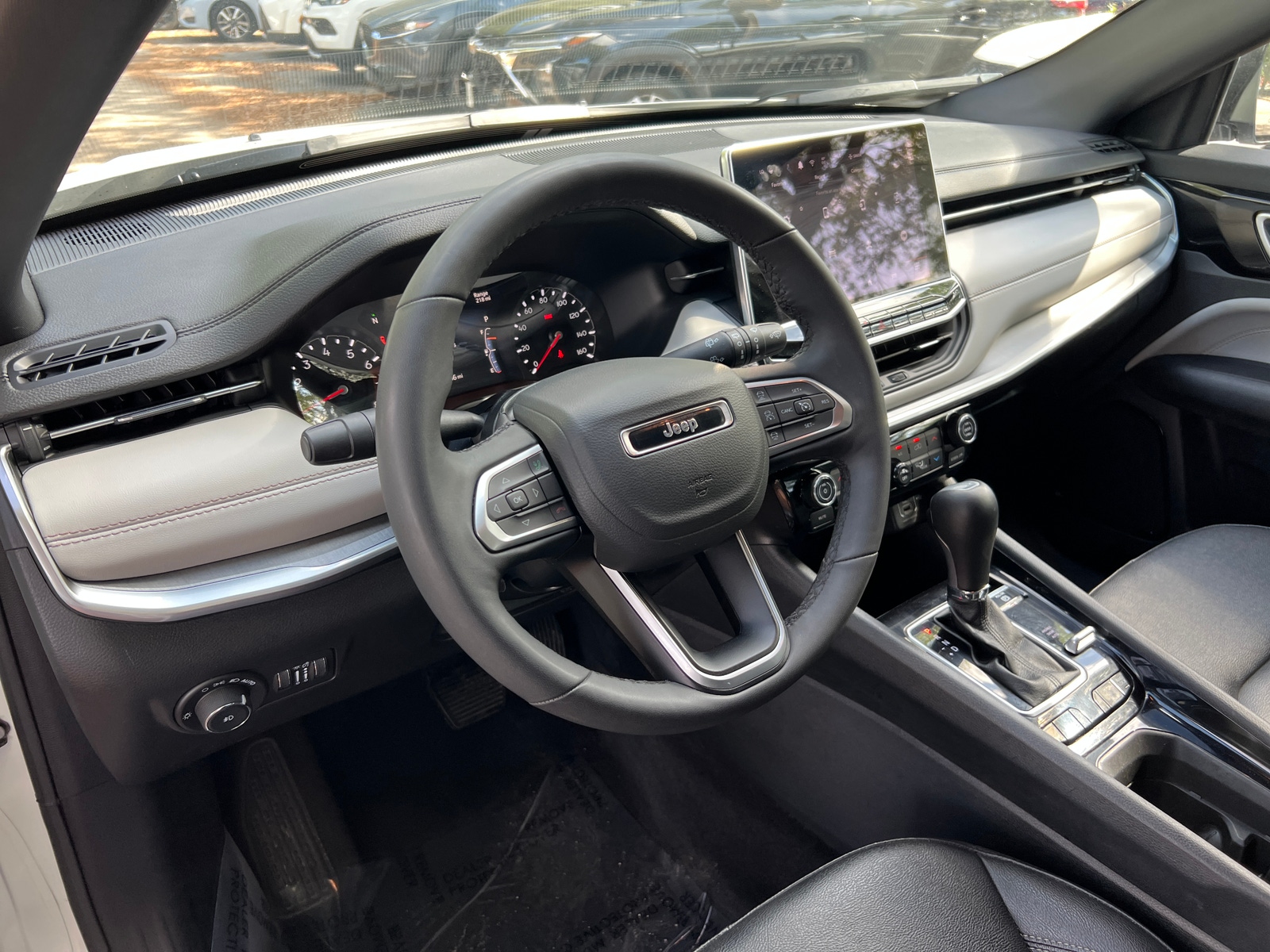 Thumbnail: 2025 Jeep Compass - 3
