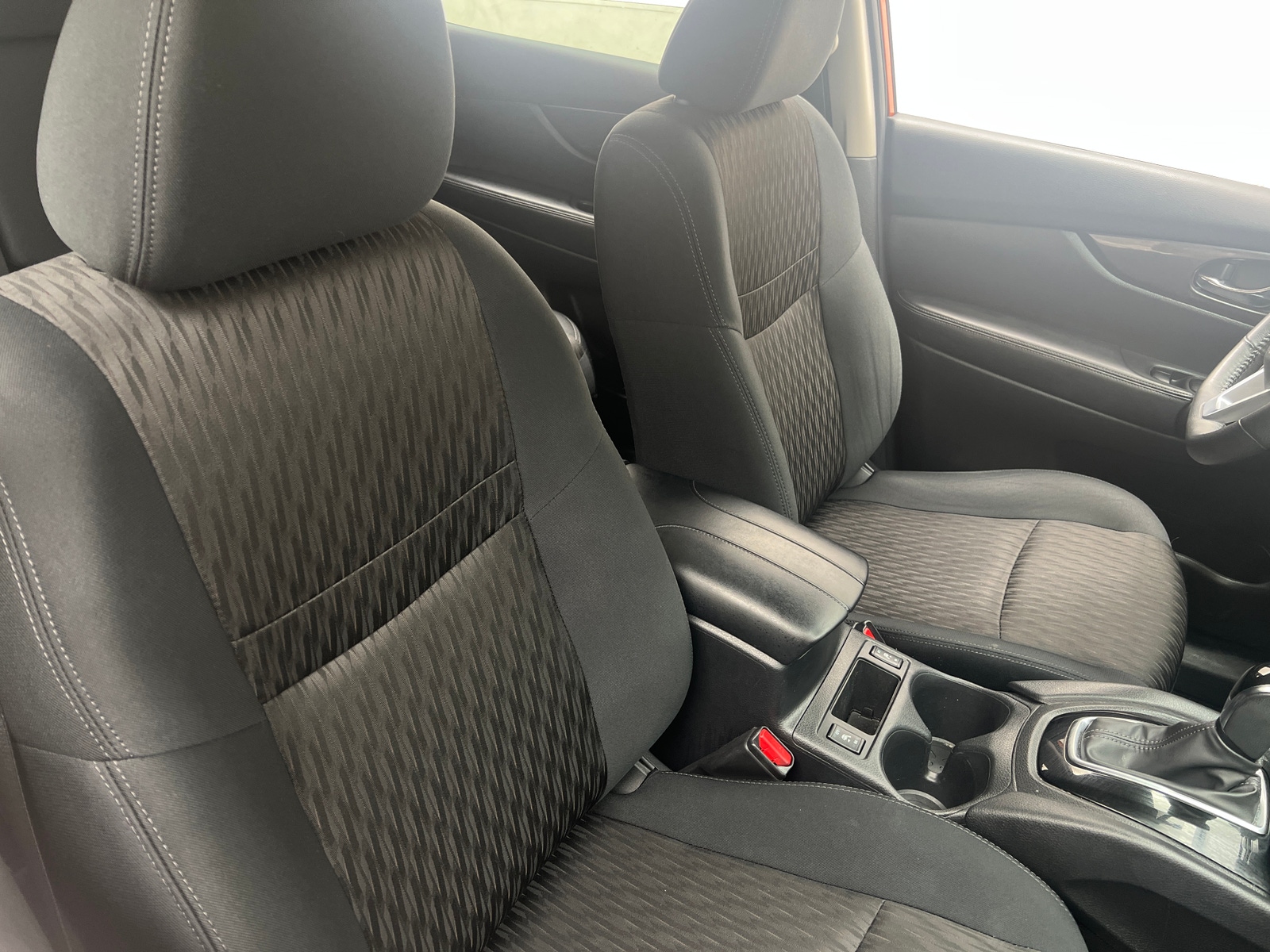 Thumbnail: 2018 Nissan Rogue - 2