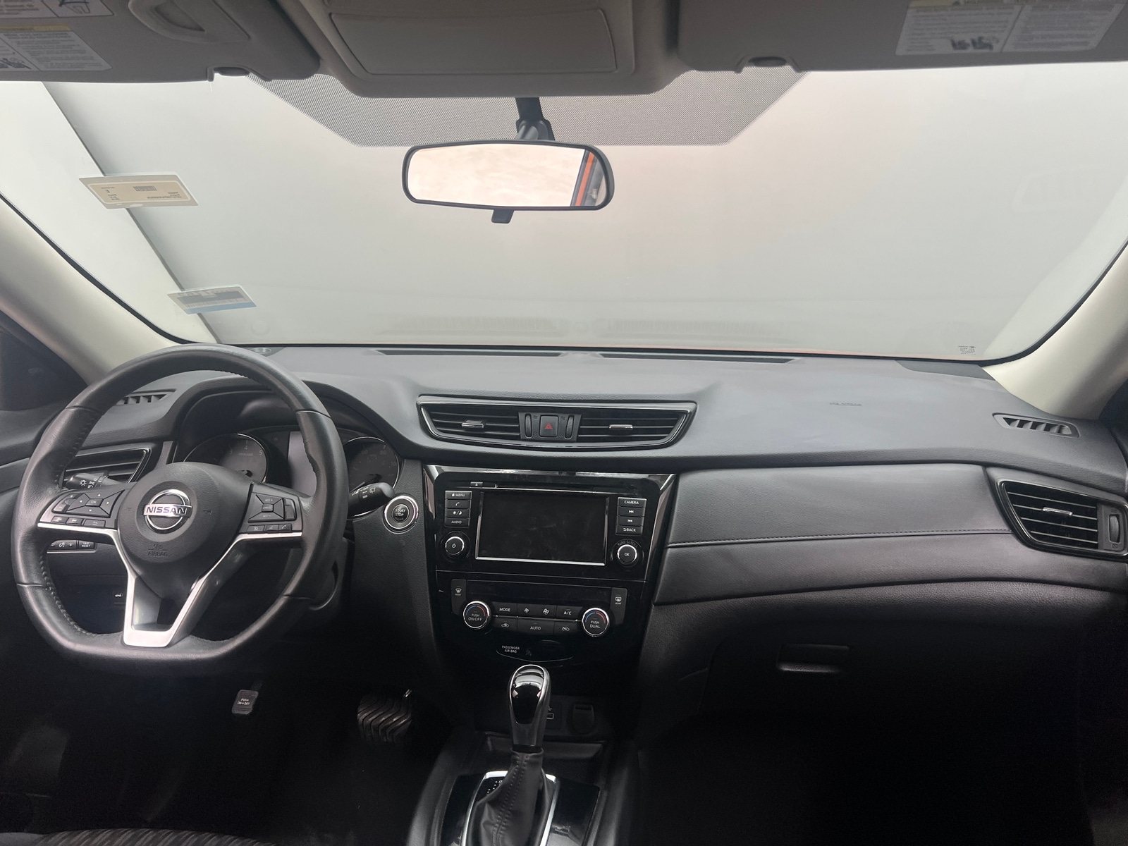 Thumbnail: 2018 Nissan Rogue - 3