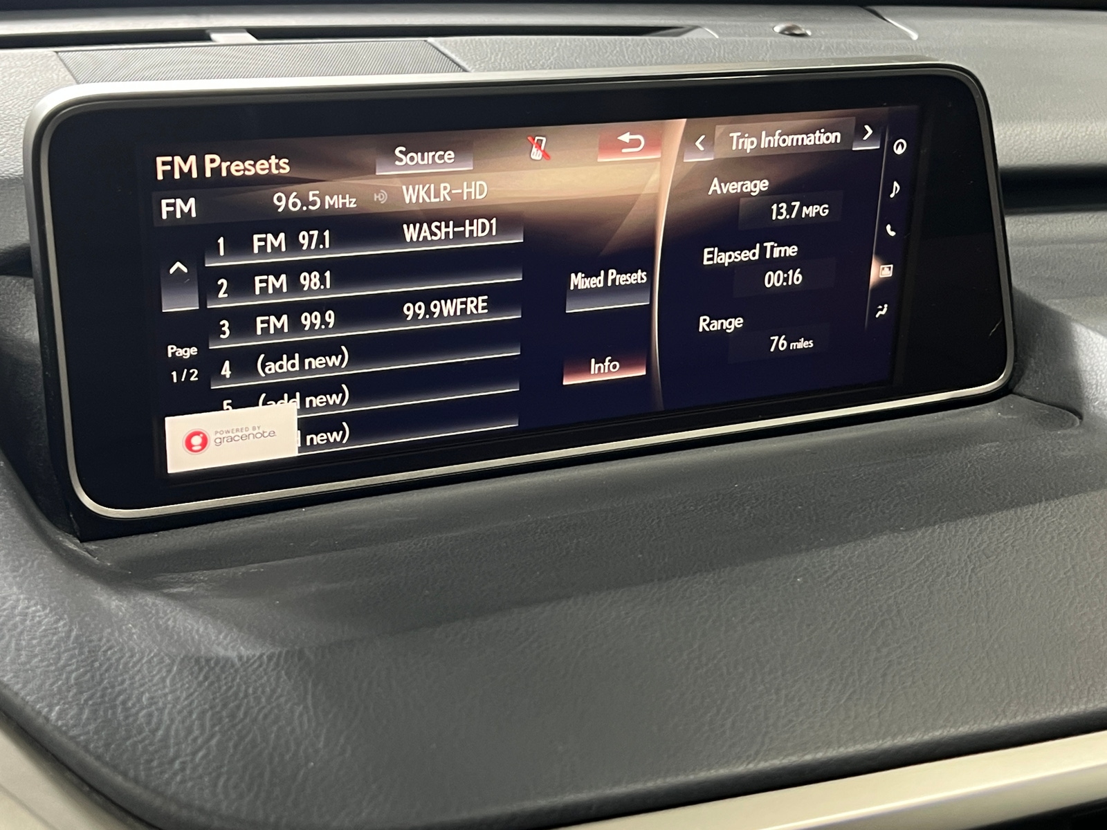 Thumbnail: 2016 Lexus RX - 4