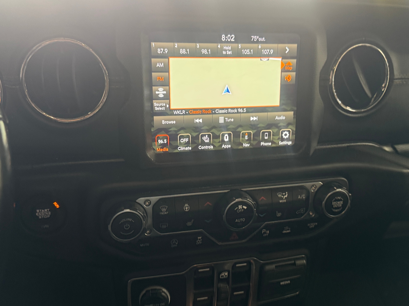 Thumbnail: 2021 Jeep Gladiator - 3