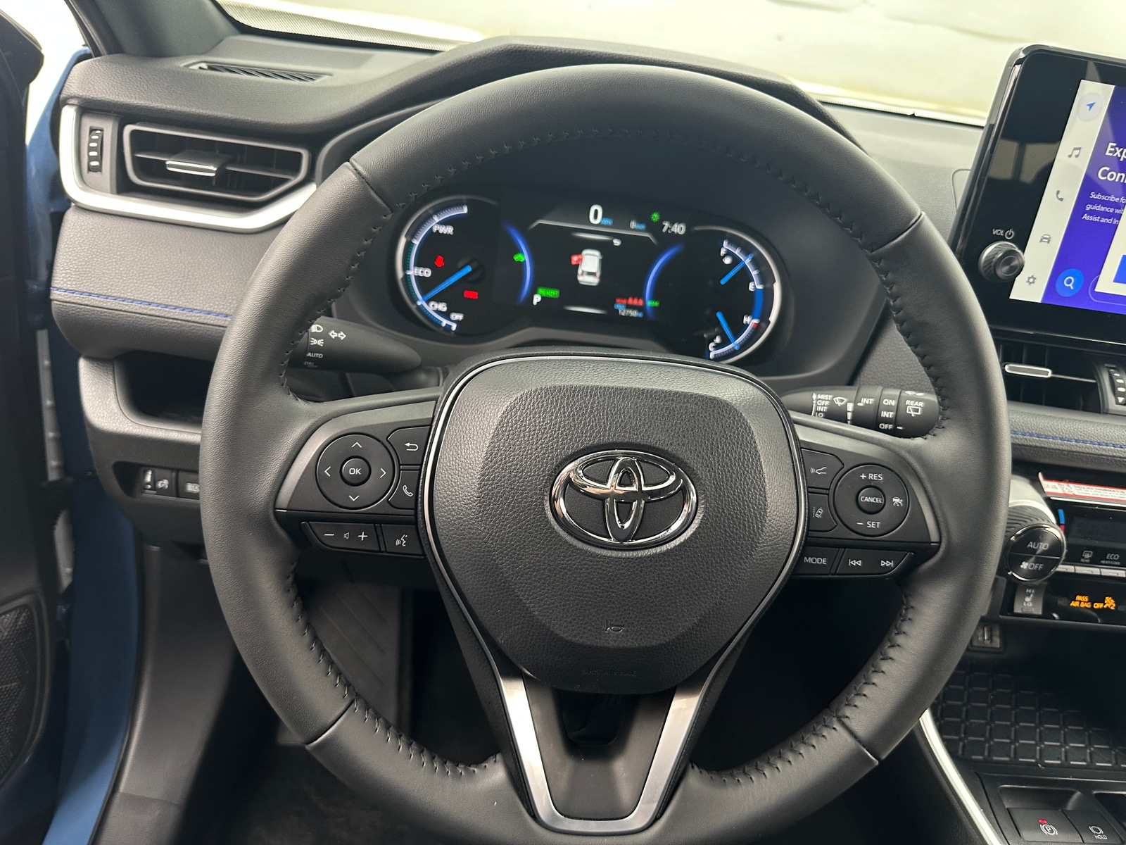 Thumbnail: 2025 Toyota RAV4 - 5