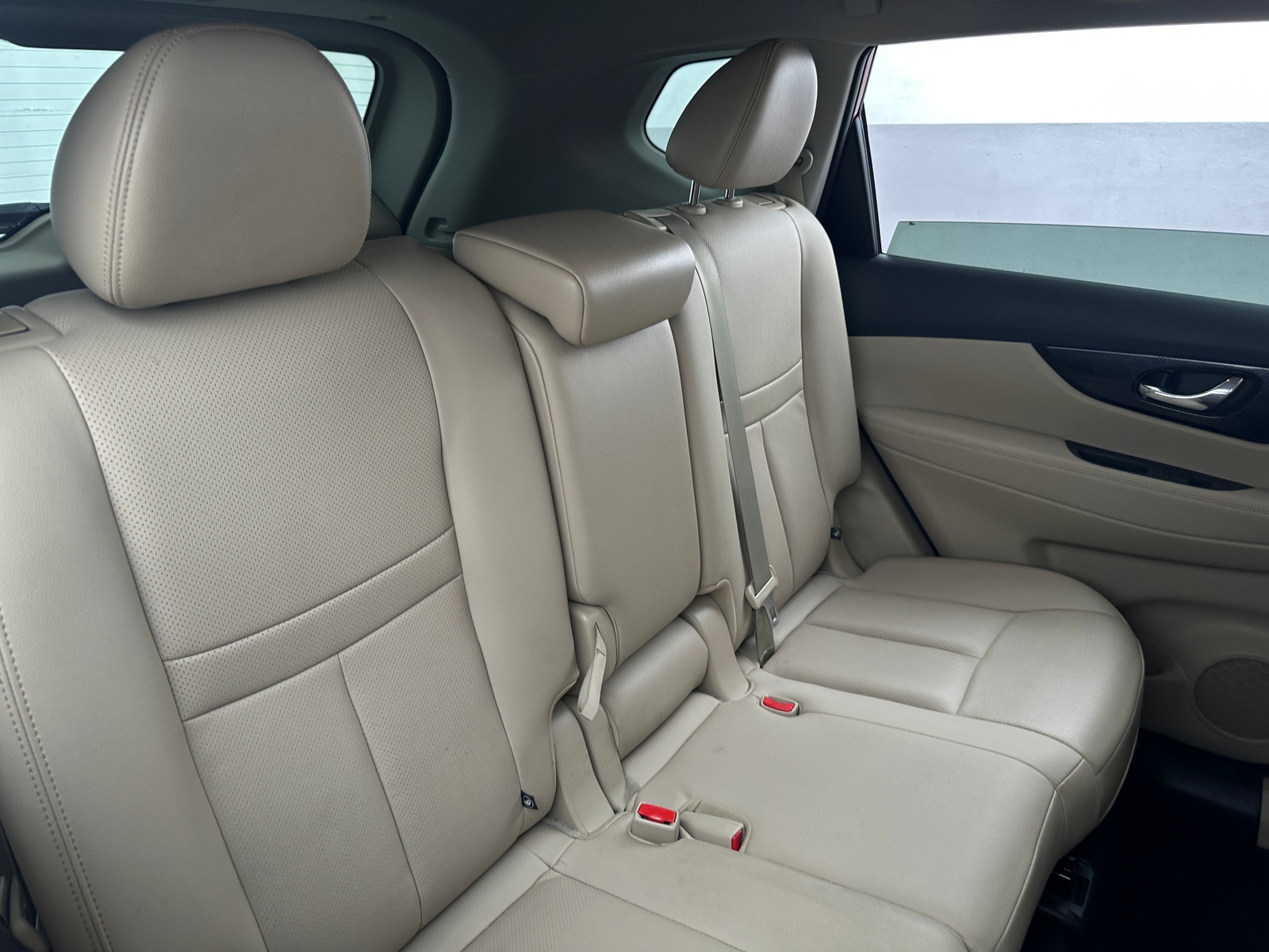 Thumbnail: 2017 Nissan Rogue - 5