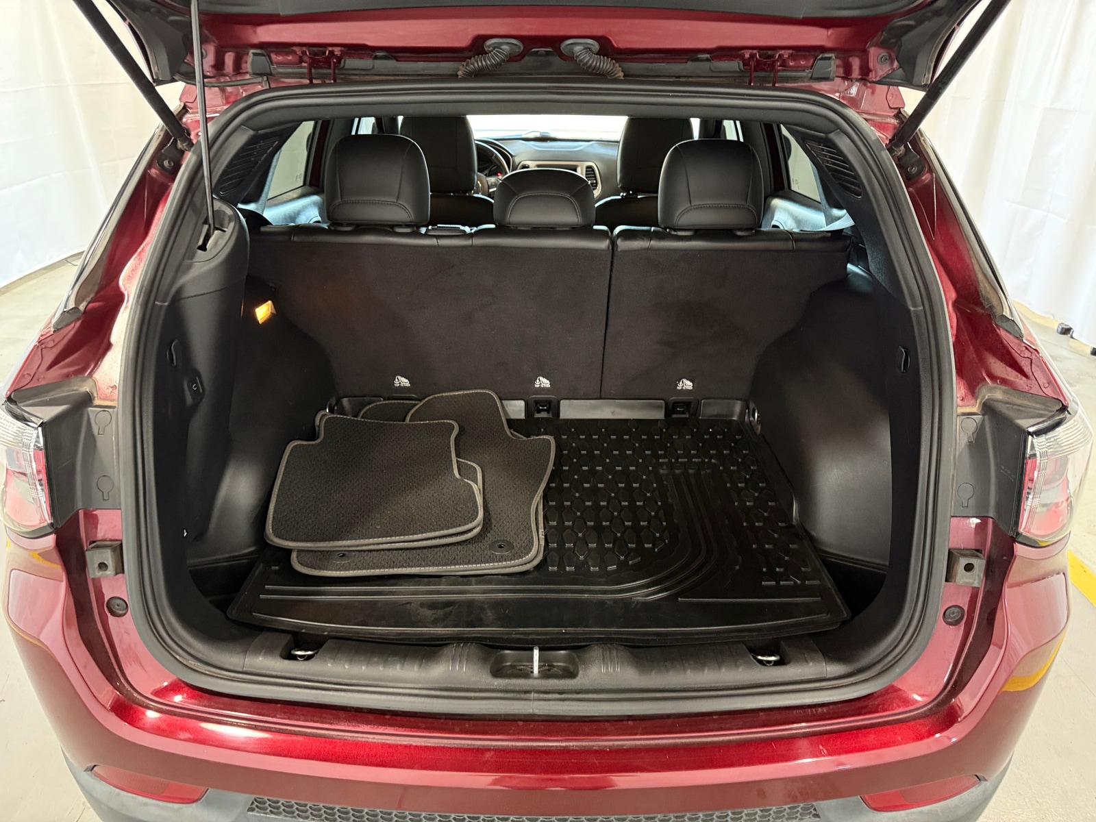 Thumbnail: 2021 Jeep Compass - 6