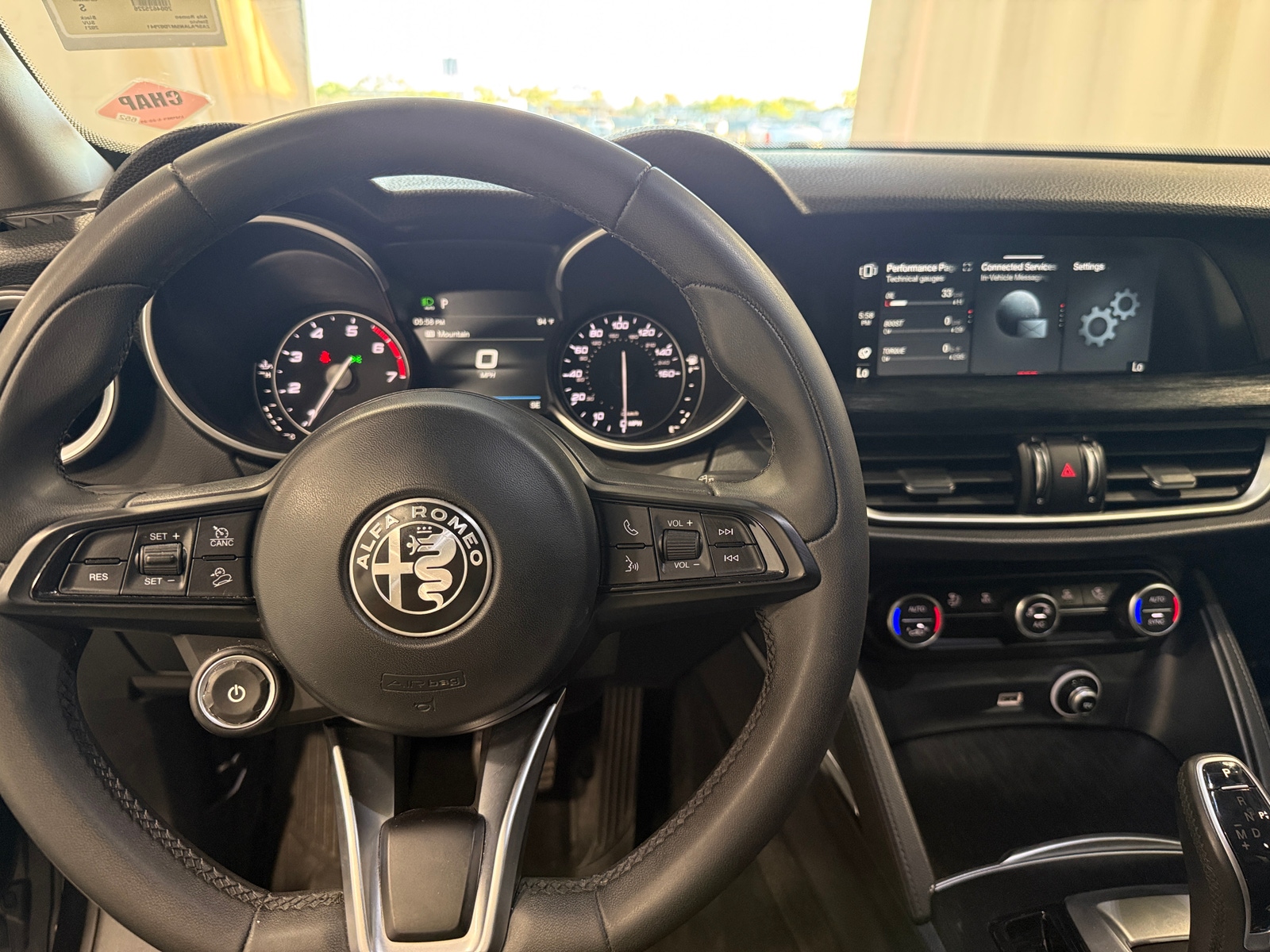 Thumbnail: 2021 Alfa Romeo Stelvio - 2