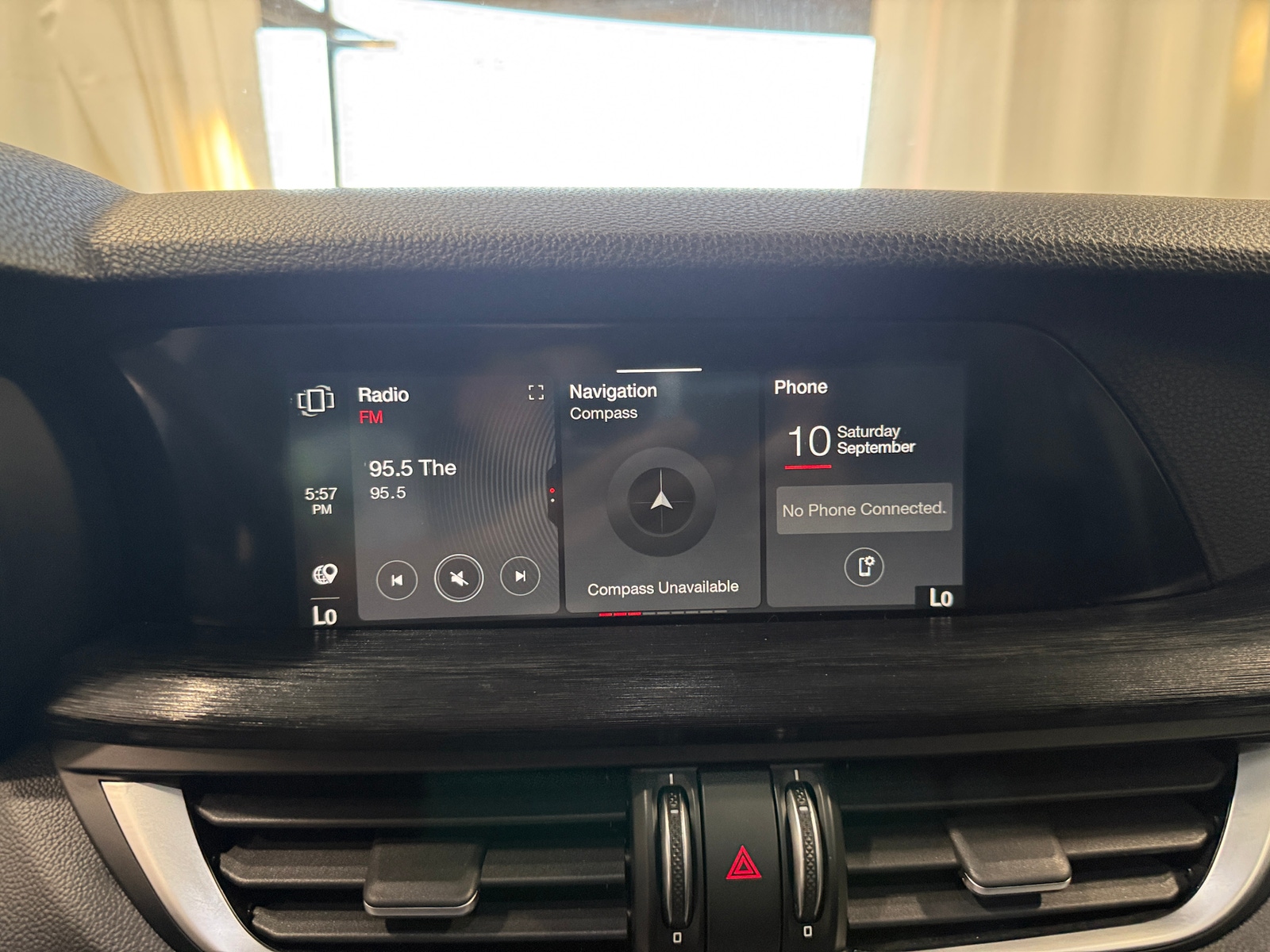 Thumbnail: 2021 Alfa Romeo Stelvio - 3