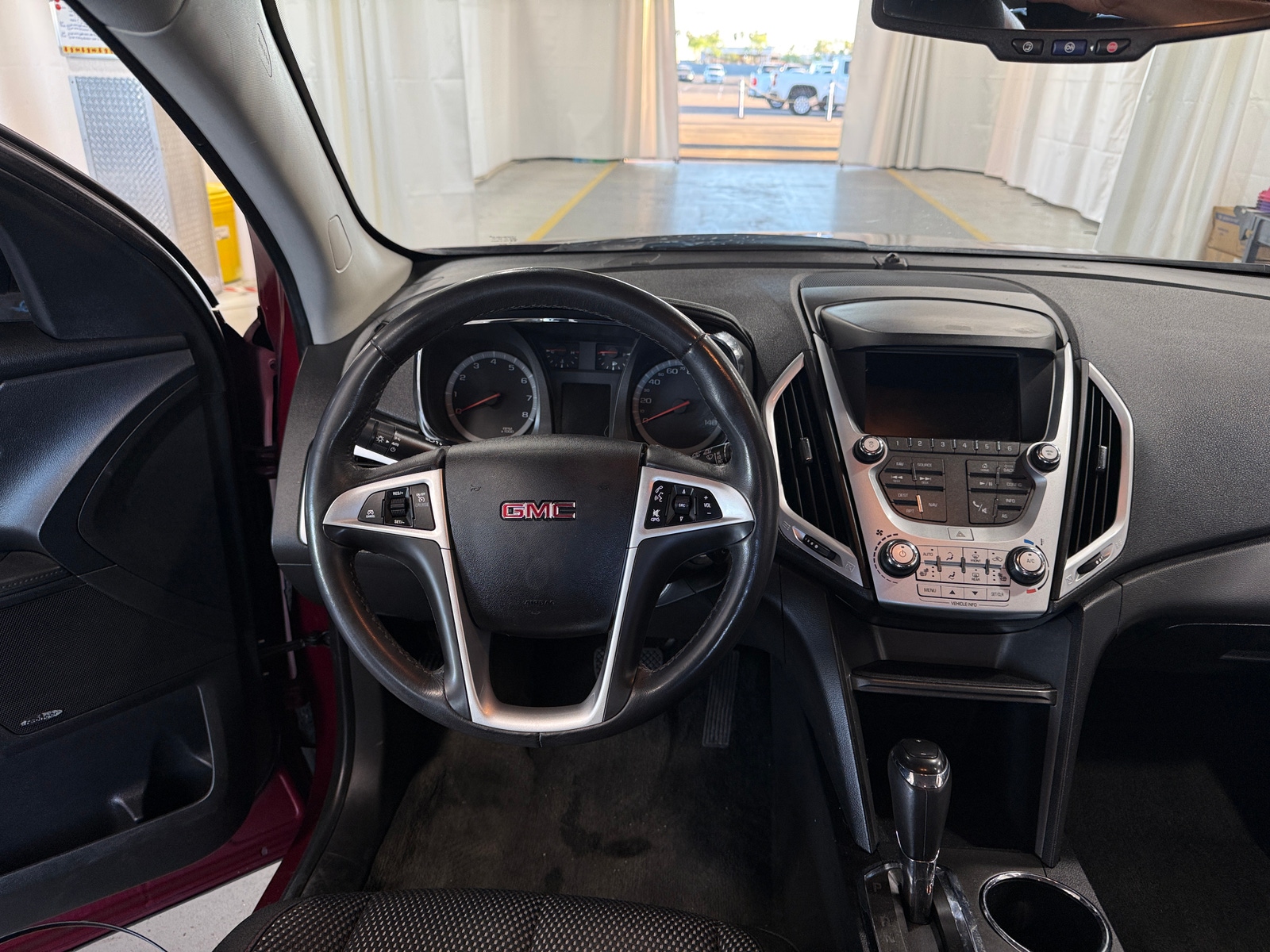 Thumbnail: 2017 GMC Terrain - 5