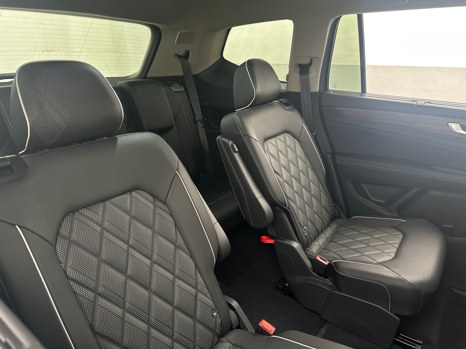 Thumbnail: 2025 Volkswagen Atlas - 5